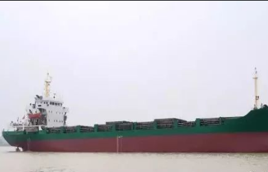 中國(guó)的散柜運(yùn)送全是歸屬于河道或是臨海運(yùn)輸船，噸數(shù)更為小普遍1000噸散裝船、3000噸散裝船、5000噸散裝船、8000噸散裝船、10000噸散裝船