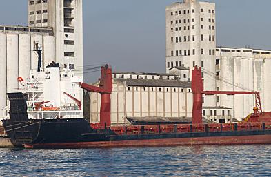 散貨船價格的影響因素有哪些？