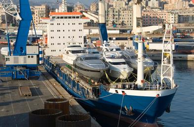 散貨船運(yùn)輸火藥的挑戰(zhàn)與奇遇有哪些？