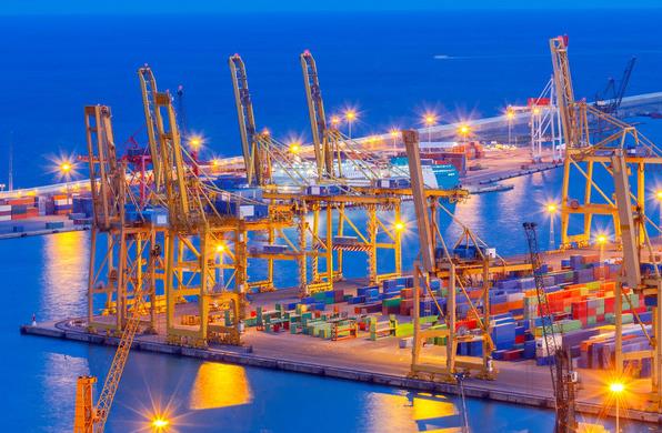 5000噸散貨船巨大的運輸能力