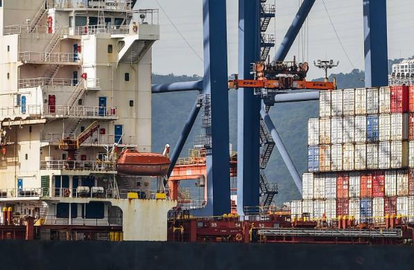 散貨船海運公司以其專業(yè)化和靈活性在市場上屹立不倒