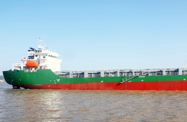 散貨船海運(yùn)公司承載著大宗貨物的運(yùn)輸任務(wù)，還影響全球經(jīng)濟(jì)的脈搏
