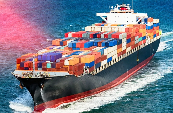 散貨船貨代作為貿(mào)易之舟的領(lǐng)航者，在全球貿(mào)易中發(fā)揮著重要的作用