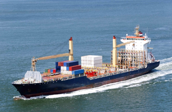 散貨船海運(yùn)公司為全球貿(mào)易提供高效、安全、可靠的海運(yùn)服務(wù)