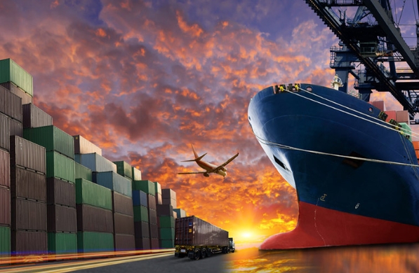 隨著全球貿(mào)易格局的不斷變化，散貨船海運(yùn)公司也在拓展新的業(yè)務(wù)領(lǐng)域