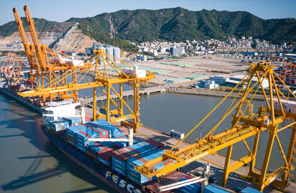 隨著越南經(jīng)濟持續(xù)增長，越南散貨船貨代行業(yè)迎來更加廣闊的發(fā)展前景