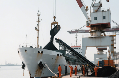 國(guó)際散貨船運(yùn)價(jià)波動(dòng)：全球貿(mào)易的晴雨表